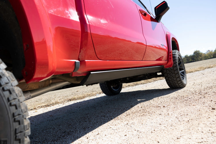 ROUGH COUNTRY POWER RUNNING BOARDS 2019-2024 GM
