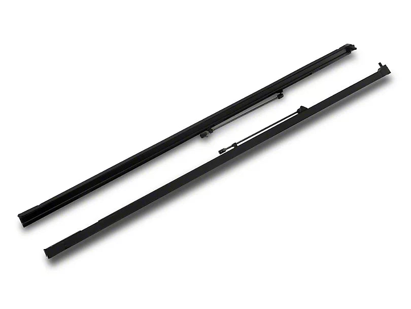 UNDERCOVER FLEX TRI-FOLD TONNEAU COVER (BLACK TEXTURED) 2019-2024 GM 1500 SHORT BED